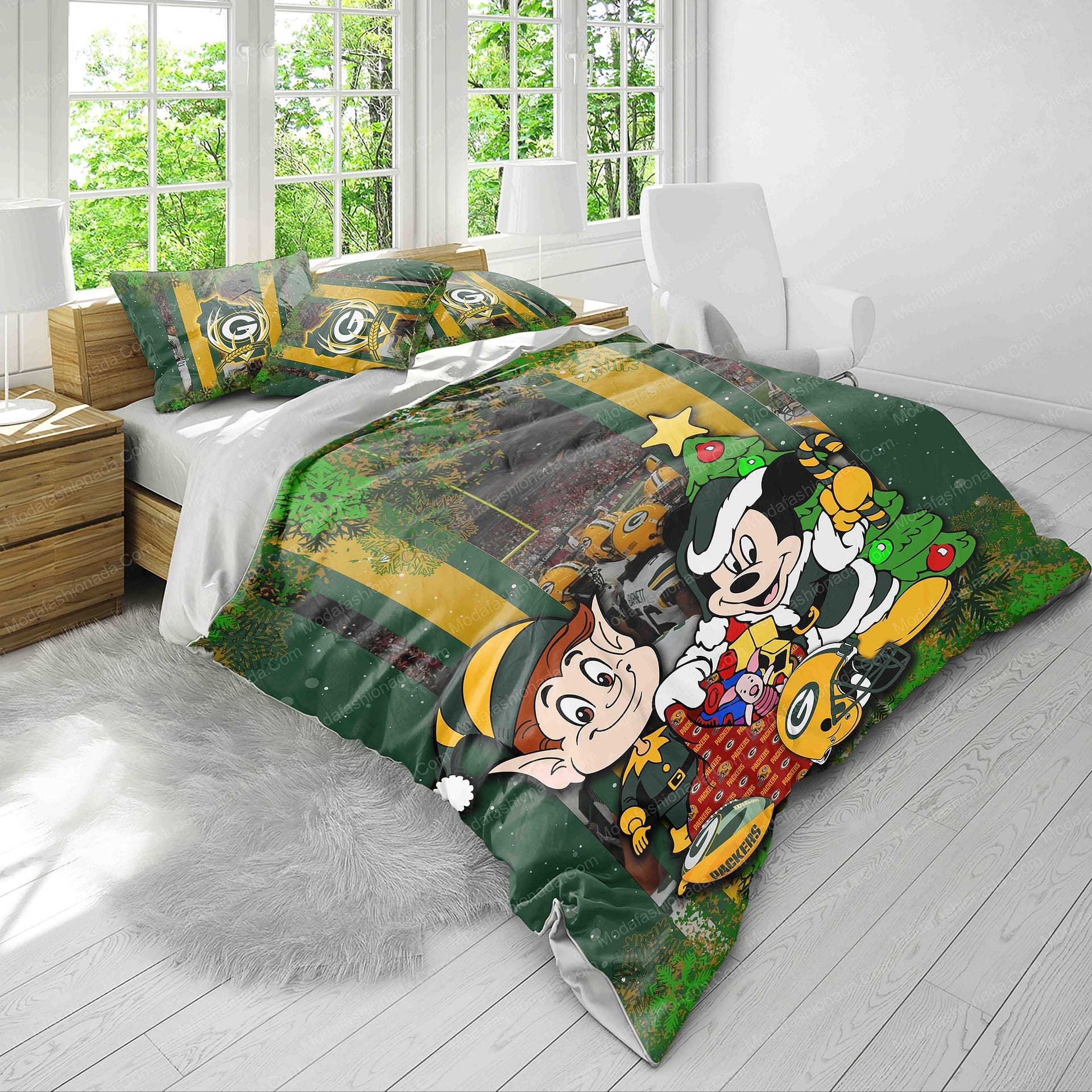 Mickey Mouse NFL Green Bay Packers Christmas Bedding Sets - Modafashionada.Com Mickey Mouse NFL Green Bay Packers Christmas Bedding Sets - Modafashionada.Com