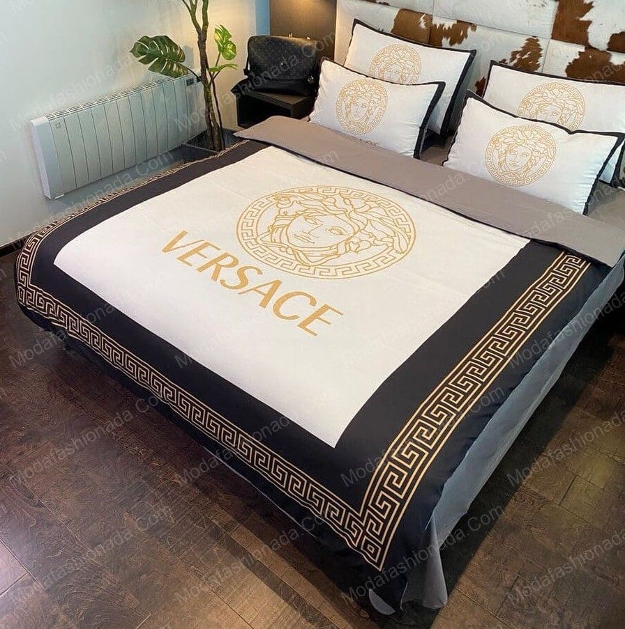 Luxury Versace White Yellow Logo Brands 13 Bedding Set